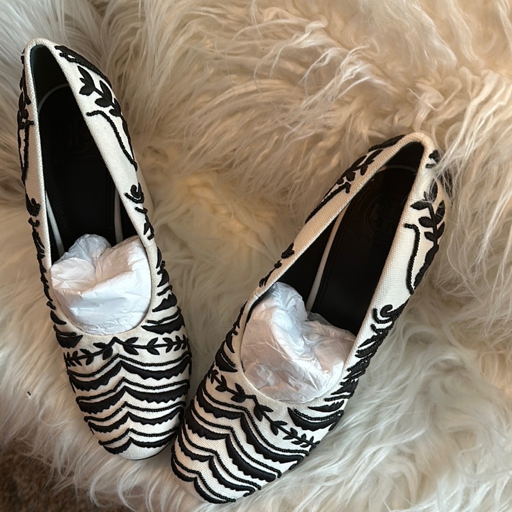 Elegant Black and White Women's Loafers